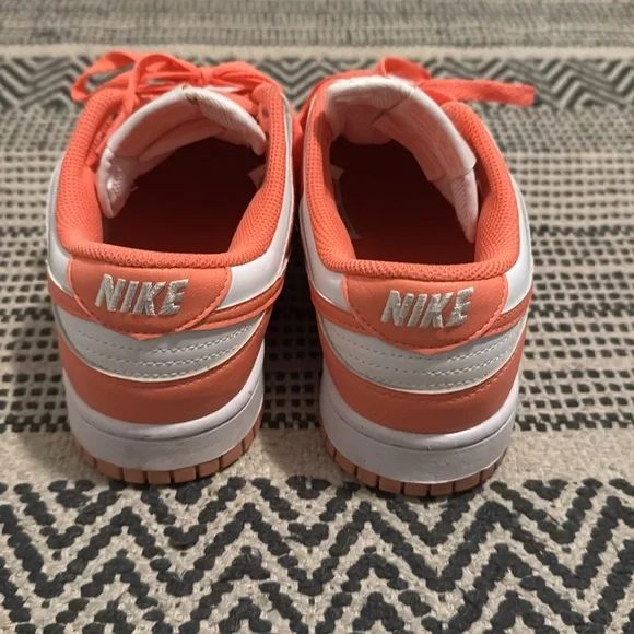 Nike Sneakers - Picture 4 of 7